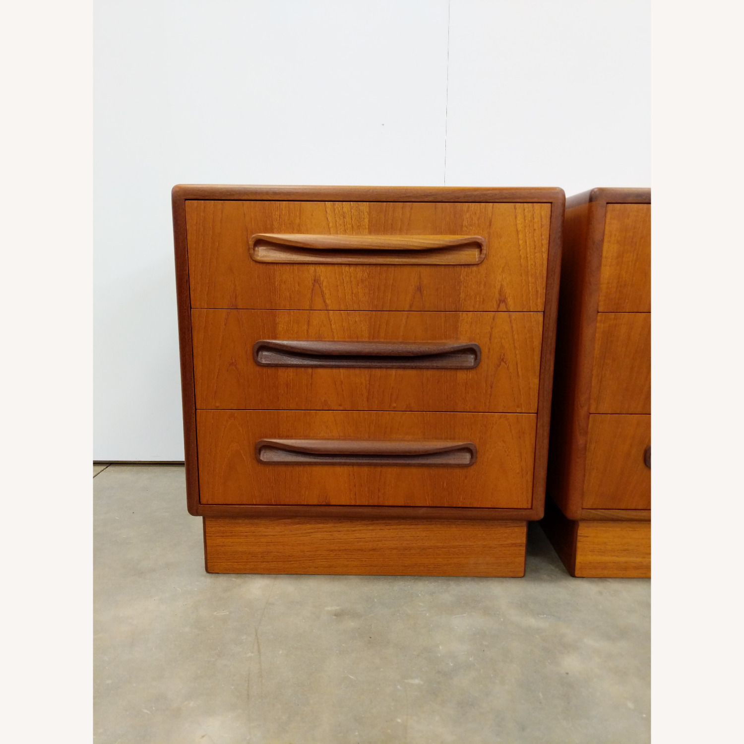 Pair of Vintage Teak G Plan Fresco Nightstands - image-6