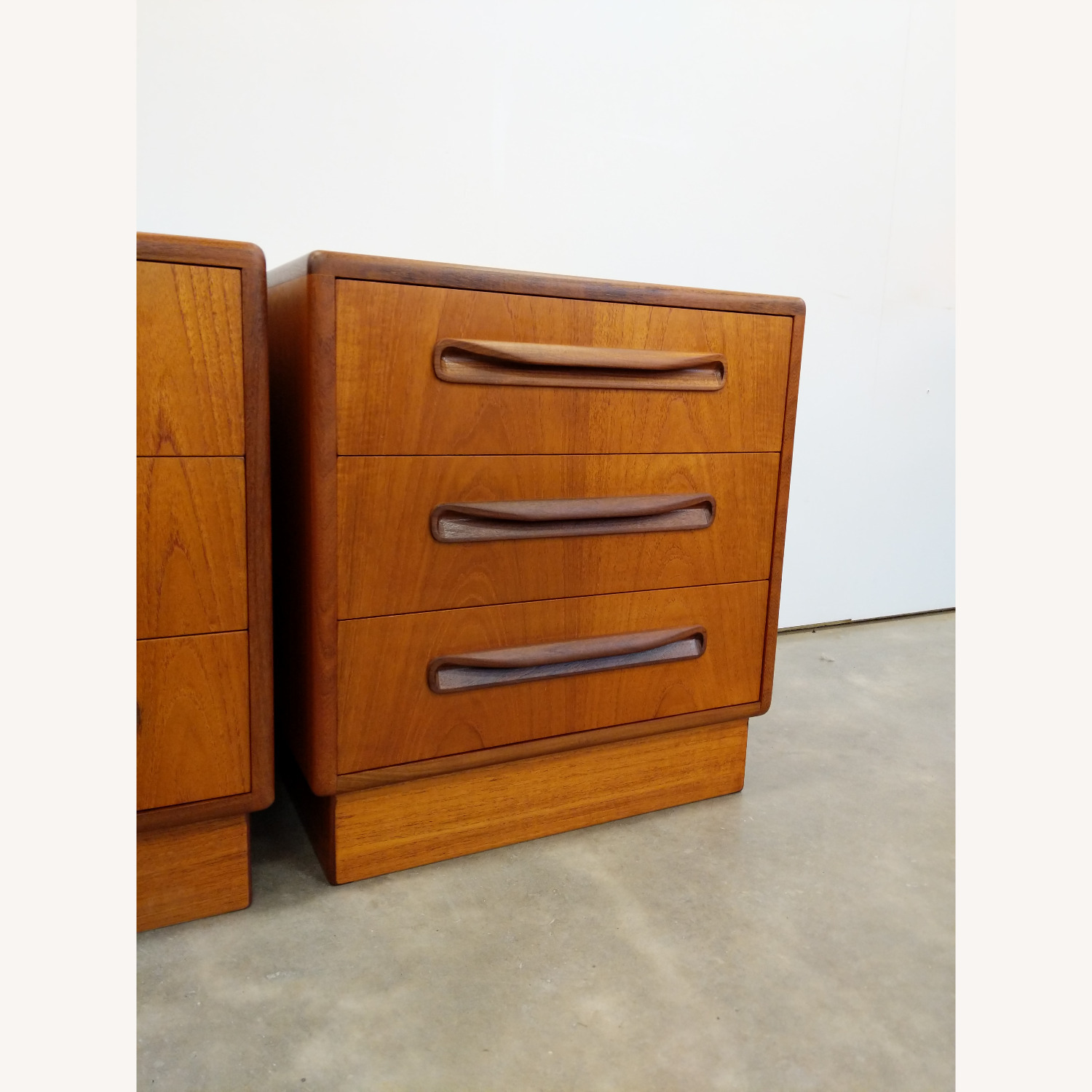 Pair of Vintage Teak G Plan Fresco Nightstands - image-7