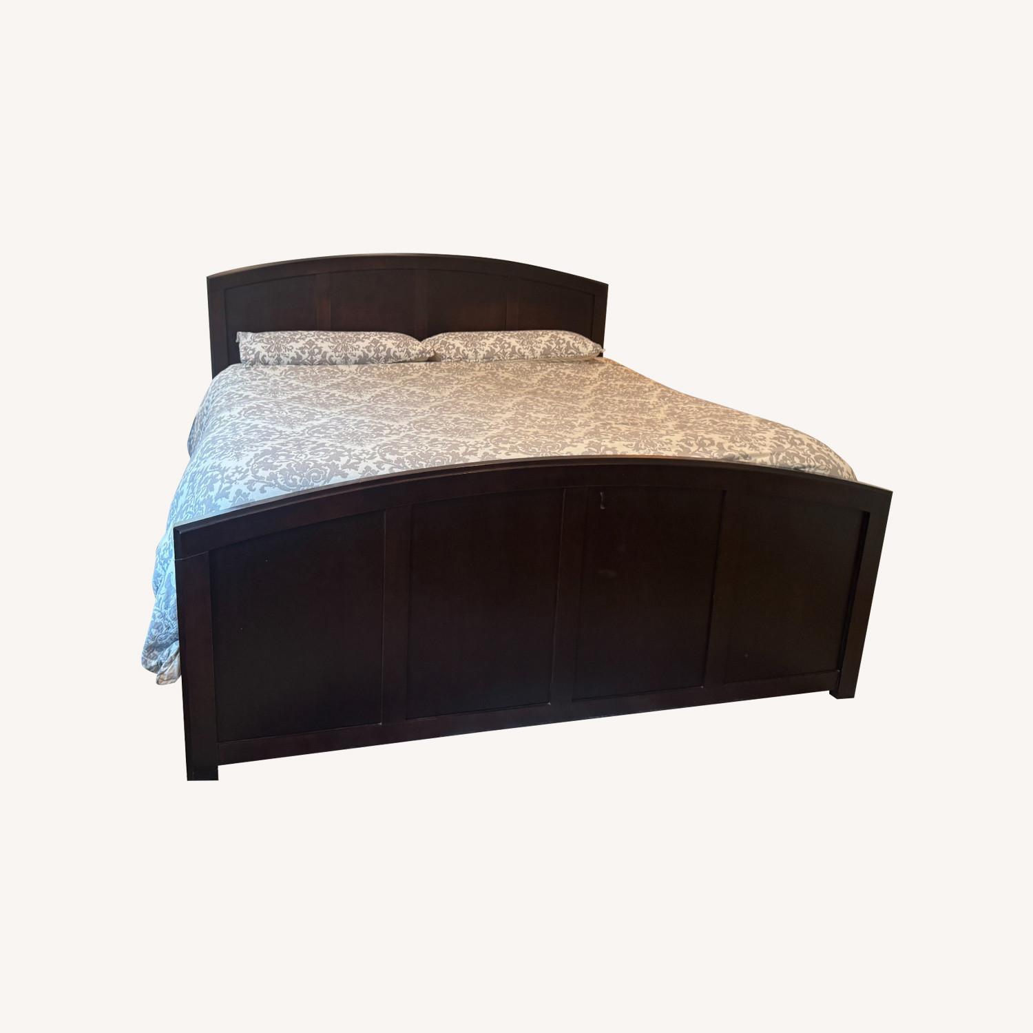 Baronet Dark Brown Wood King Bed - image-0
