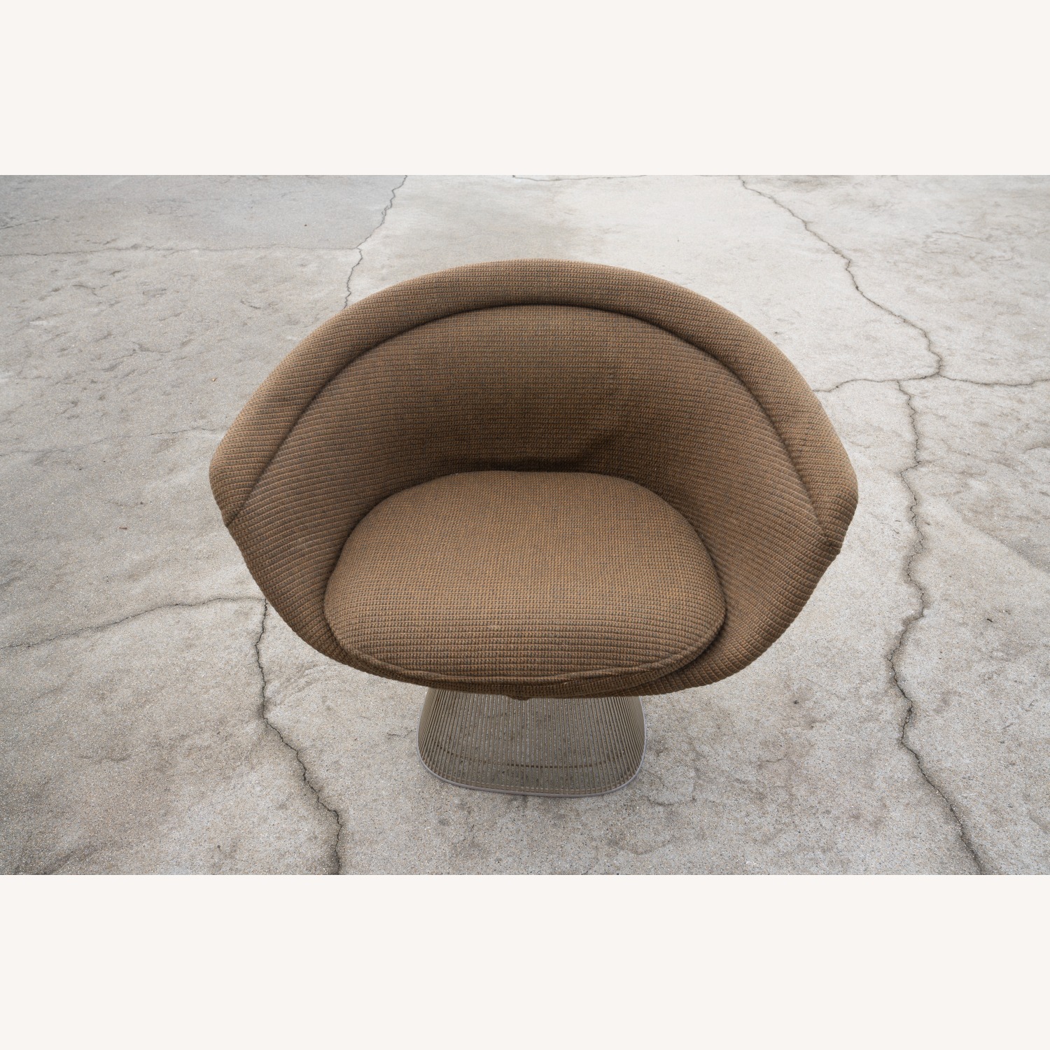 Knoll Planter Dark Brown Fabric Armchair - image-2