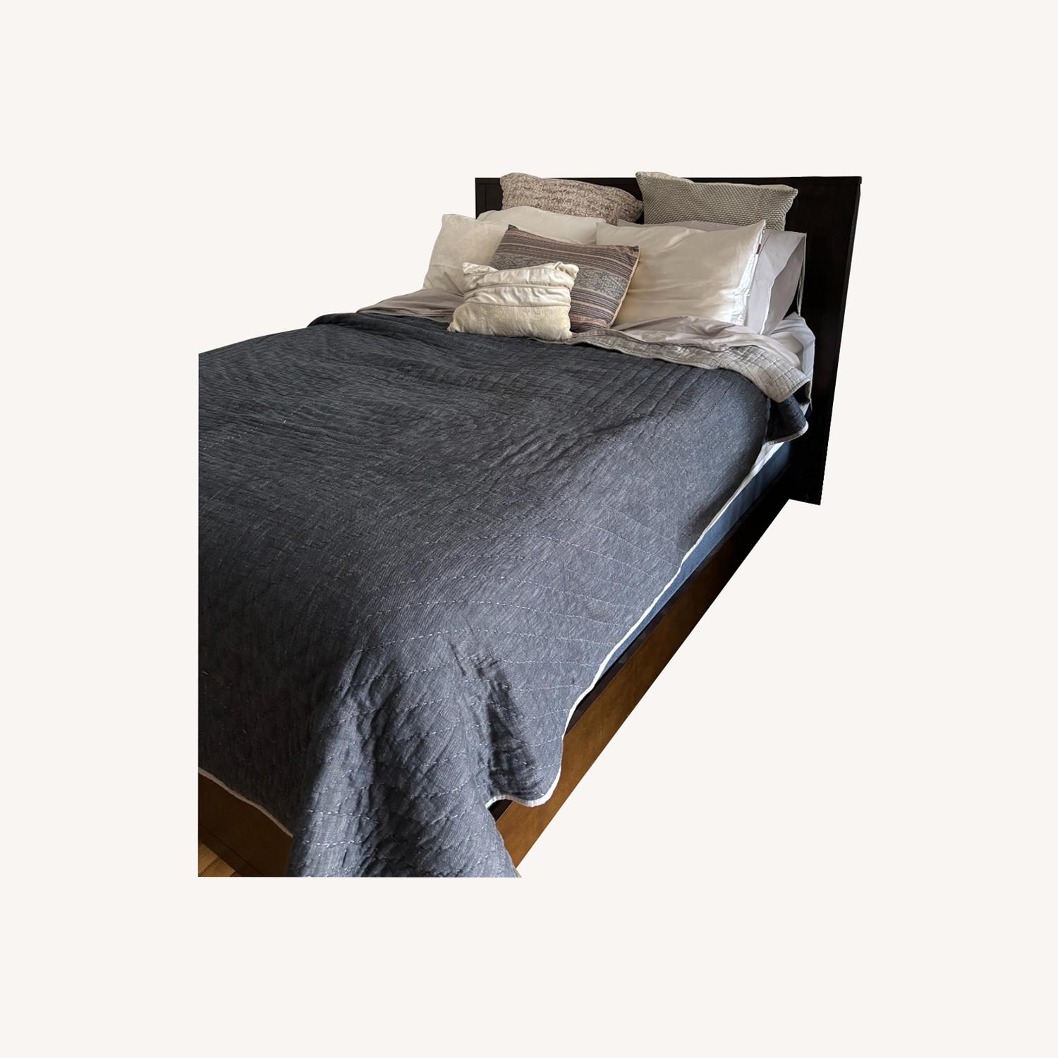 Macy's Dark Brown Wood Queen Bed - image-5