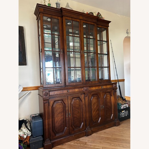 Used Vintage Heritage China Cabinet  for sale on AptDeco
