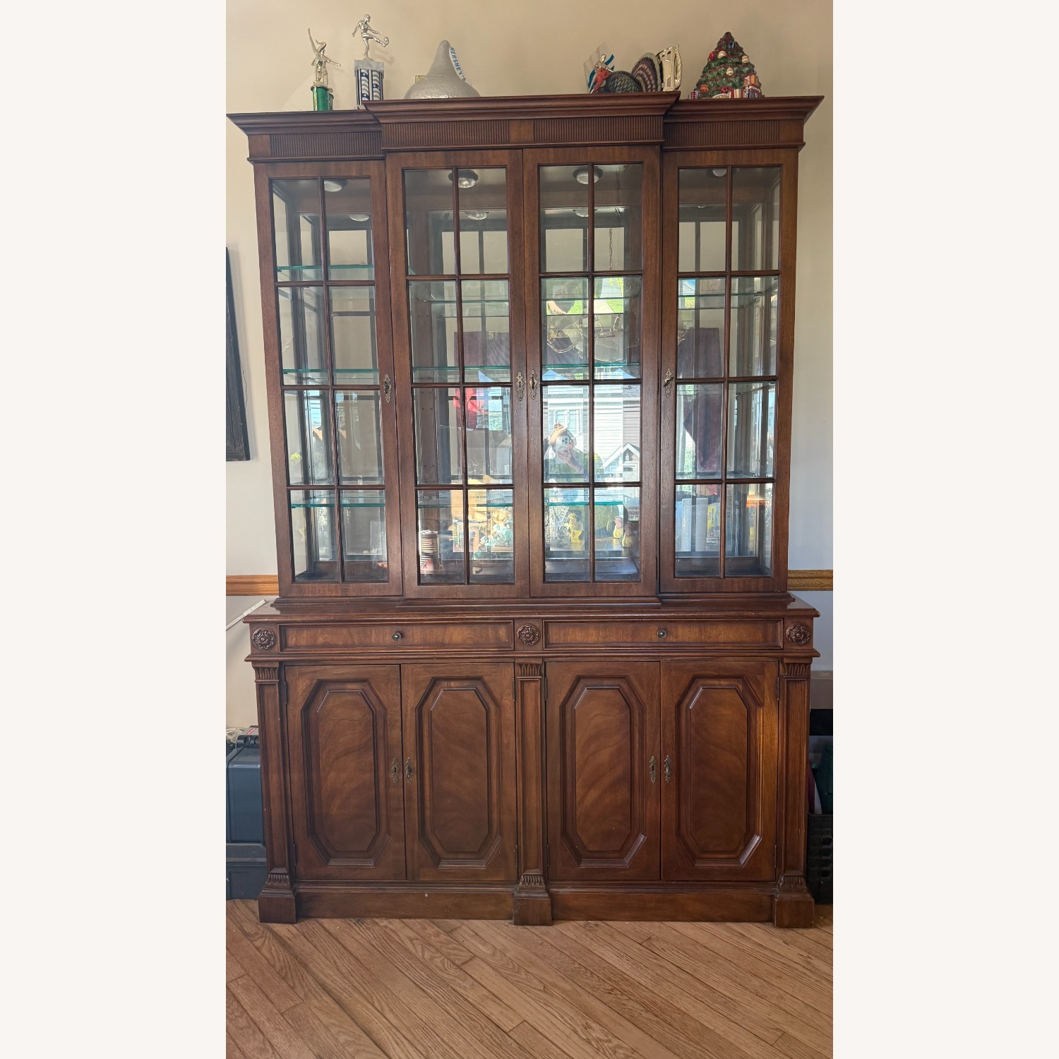 Vintage Heritage China Cabinet - image-2