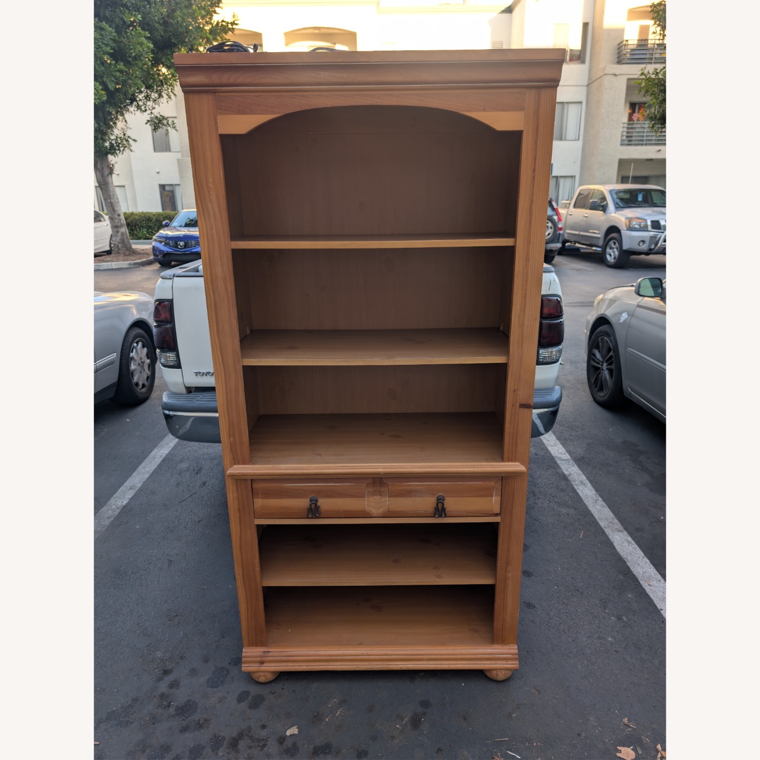 Broyhill Bookcase Illuminated Cabinet - image-1