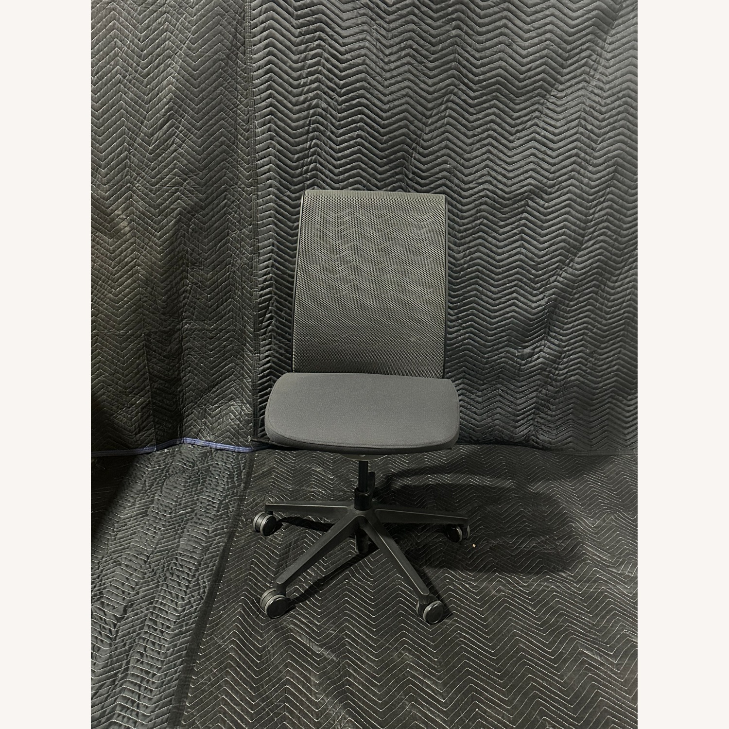 Steelcase Gray Mesh Back - Think Chair - image-1