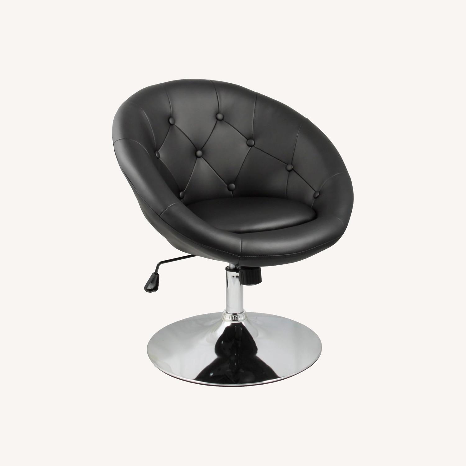Black Office Chair - image-0