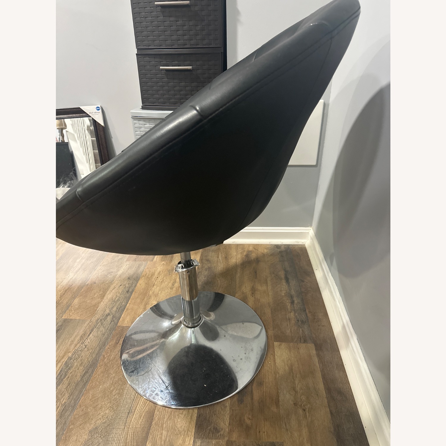 Black Office Chair - image-3