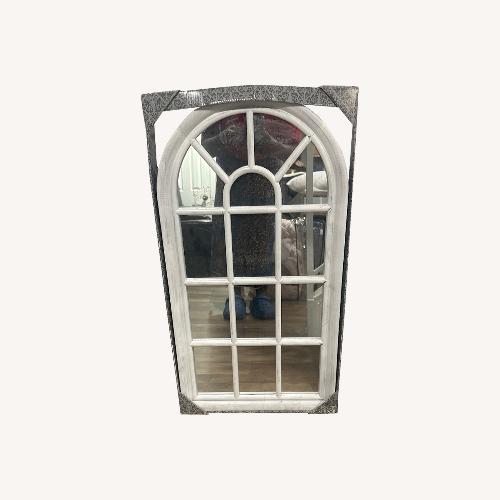 Used Decorations Mirror for sale on AptDeco