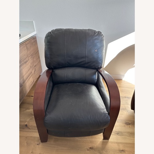 Used Black Recliner for sale on AptDeco