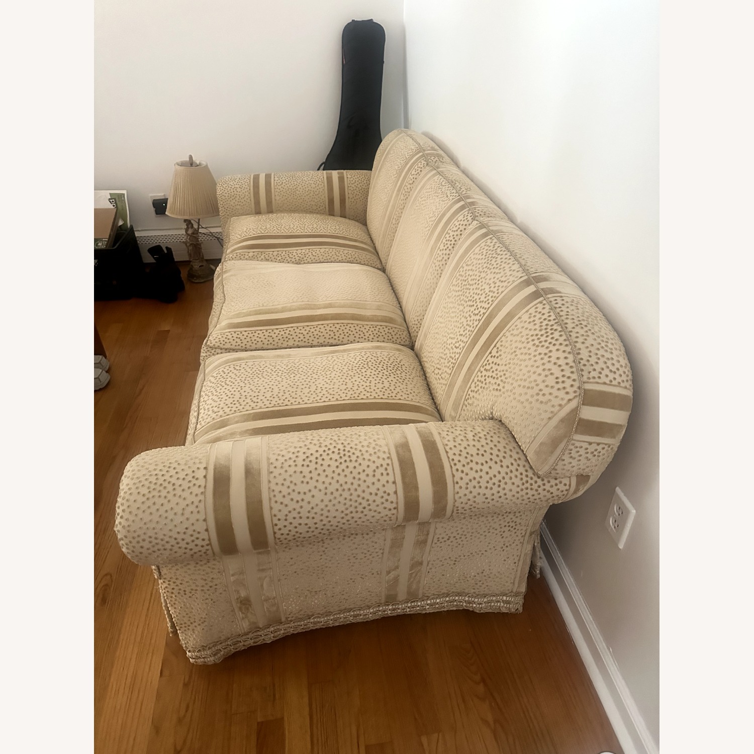 Vintage Cream Custom Upholstered 3-Seater Sofa - image-3