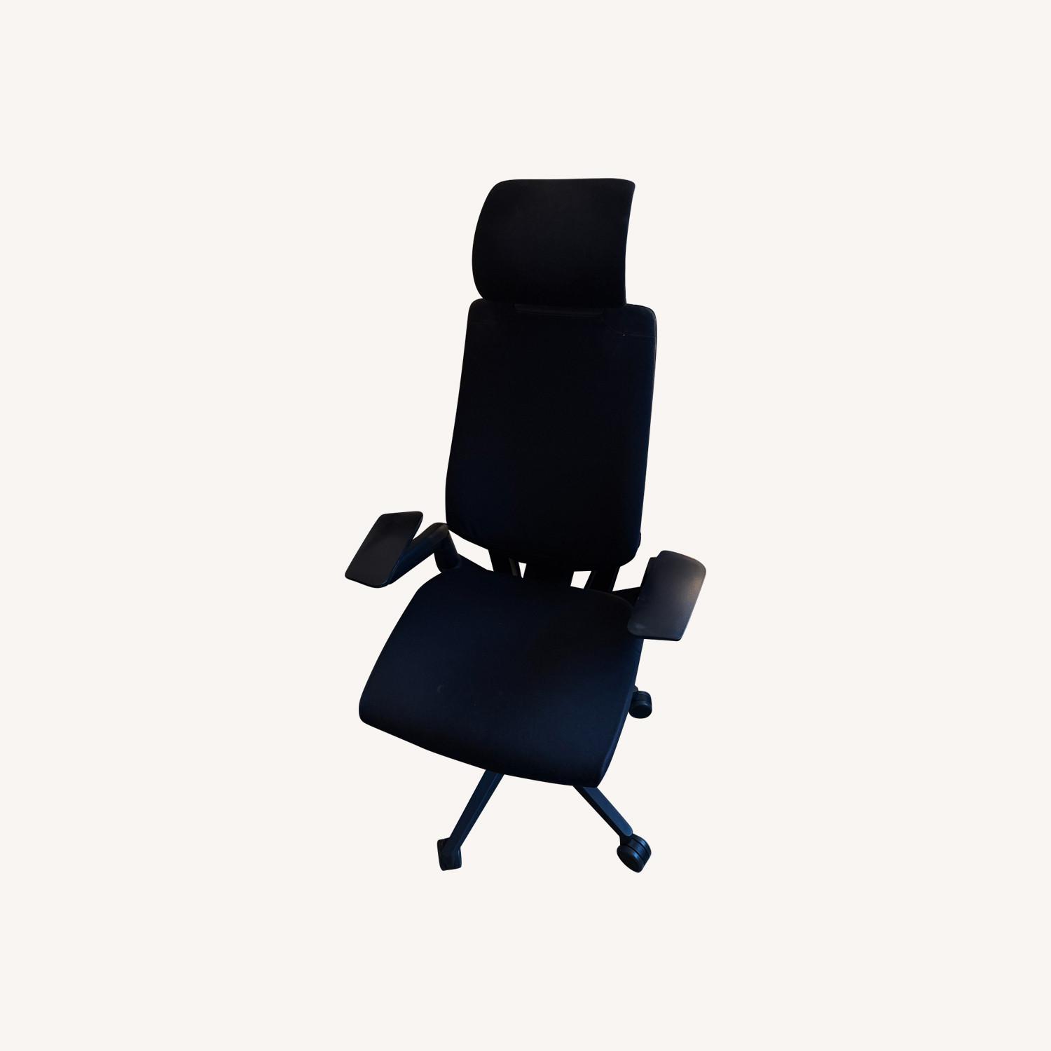 Steelcase Gesture Chair with Headrest - image-0