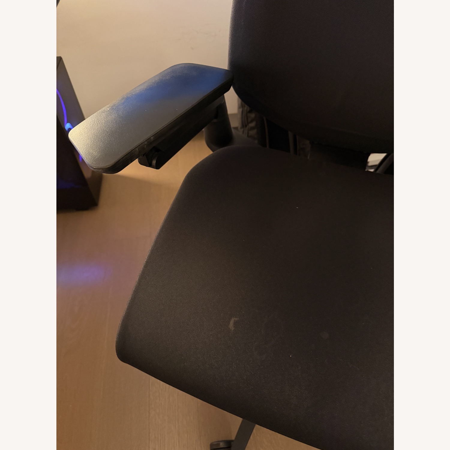 Steelcase Gesture Chair with Headrest - image-6