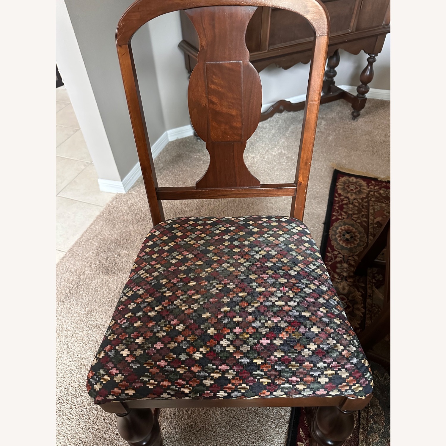 Antique Dining Set Table and 6 Chairs  - image-4