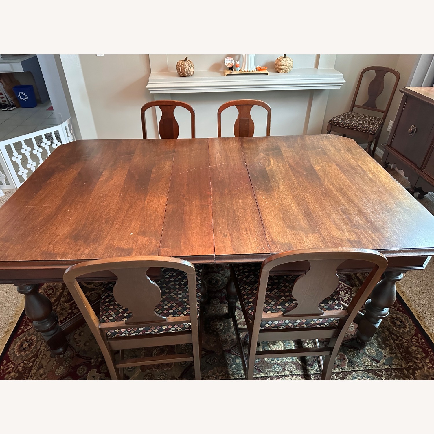 Antique Dining Set Table and 6 Chairs  - image-10