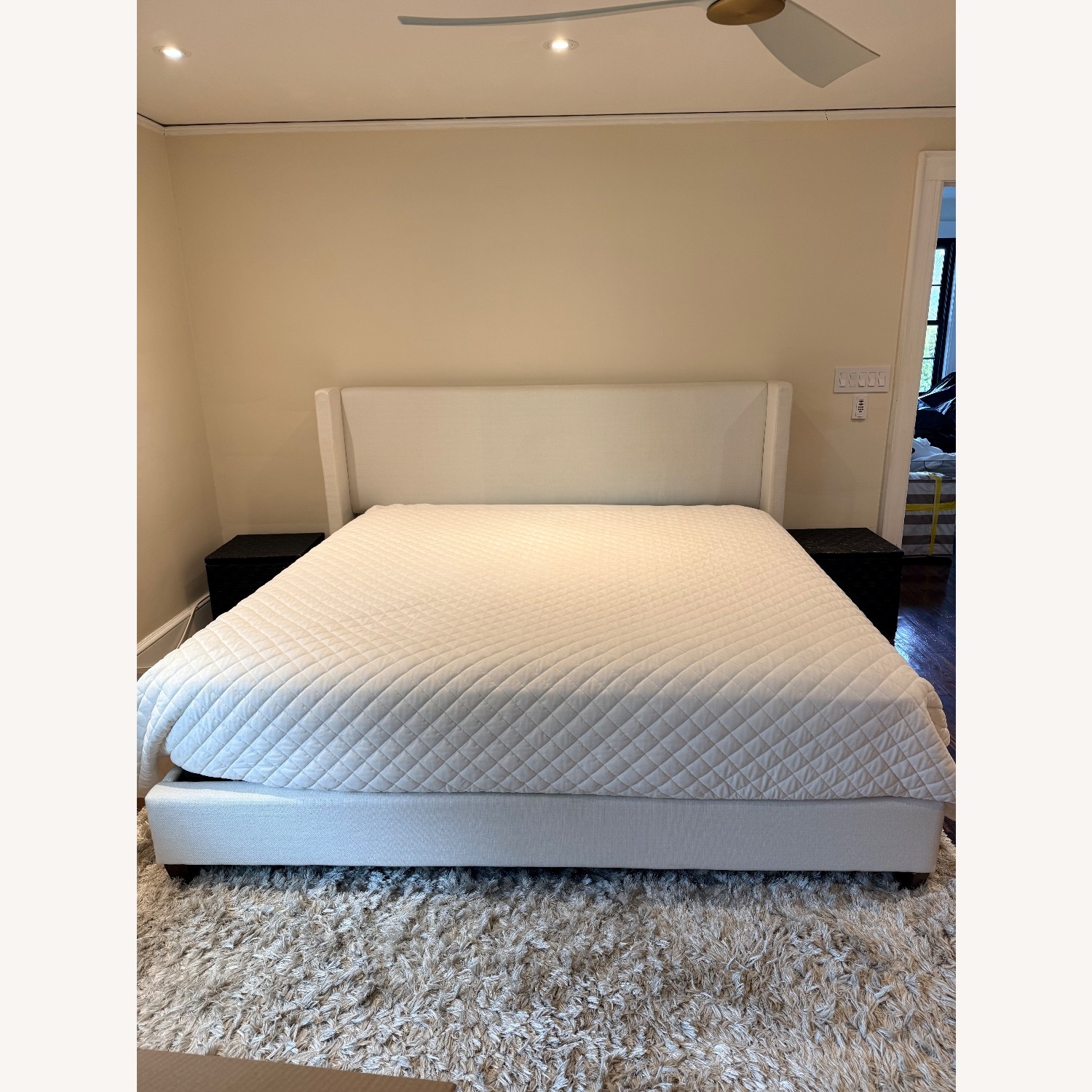 Pottery Barn Elliot King Bed - image-8