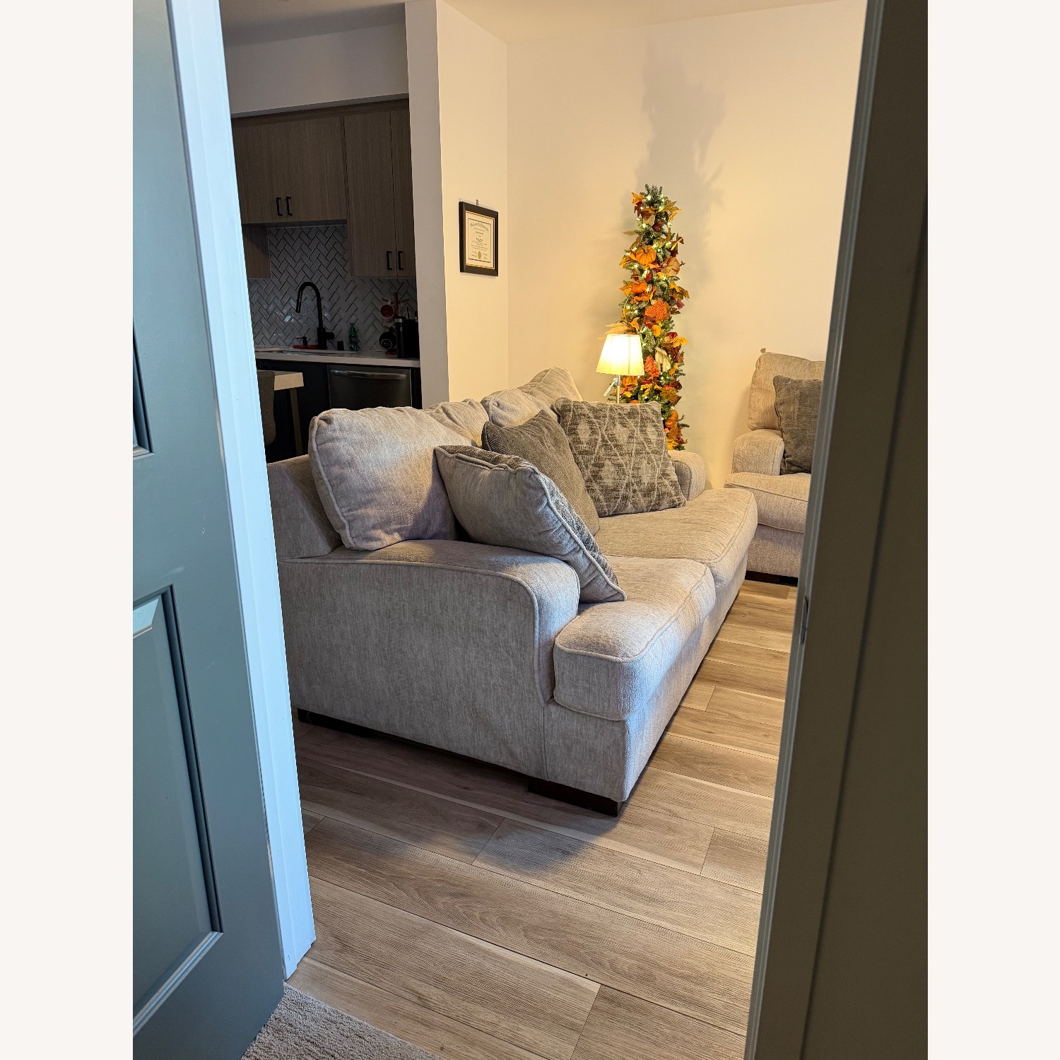 Ashley Furniture Alesandra Fabric Loveseat - image-2