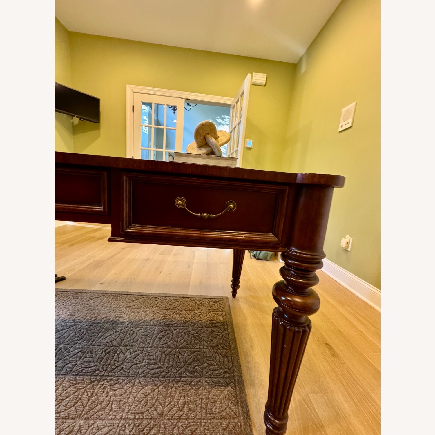 Ethan Allen Mahogany Executive Desk - image-4
