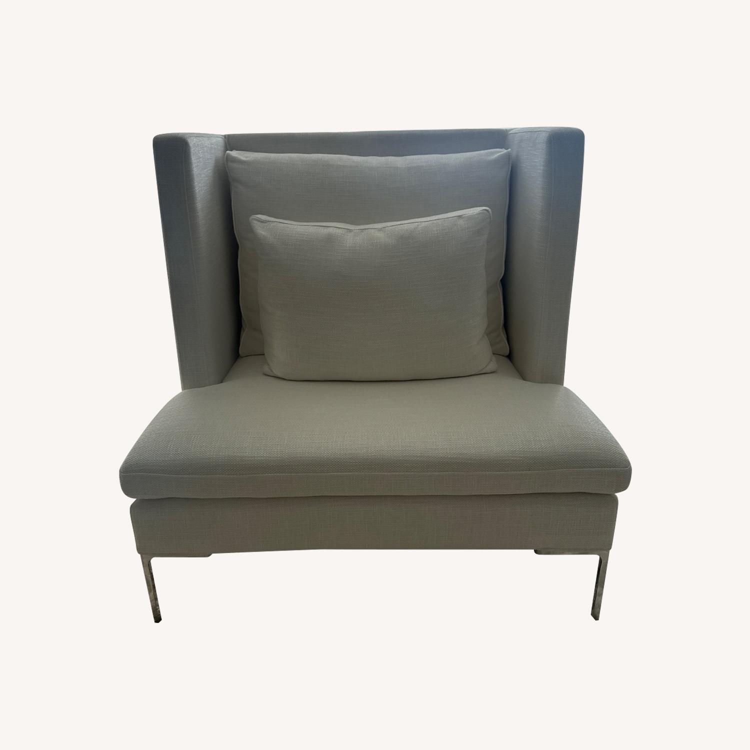 Tui Lifestyle White Fabric Accent Chair - image-0