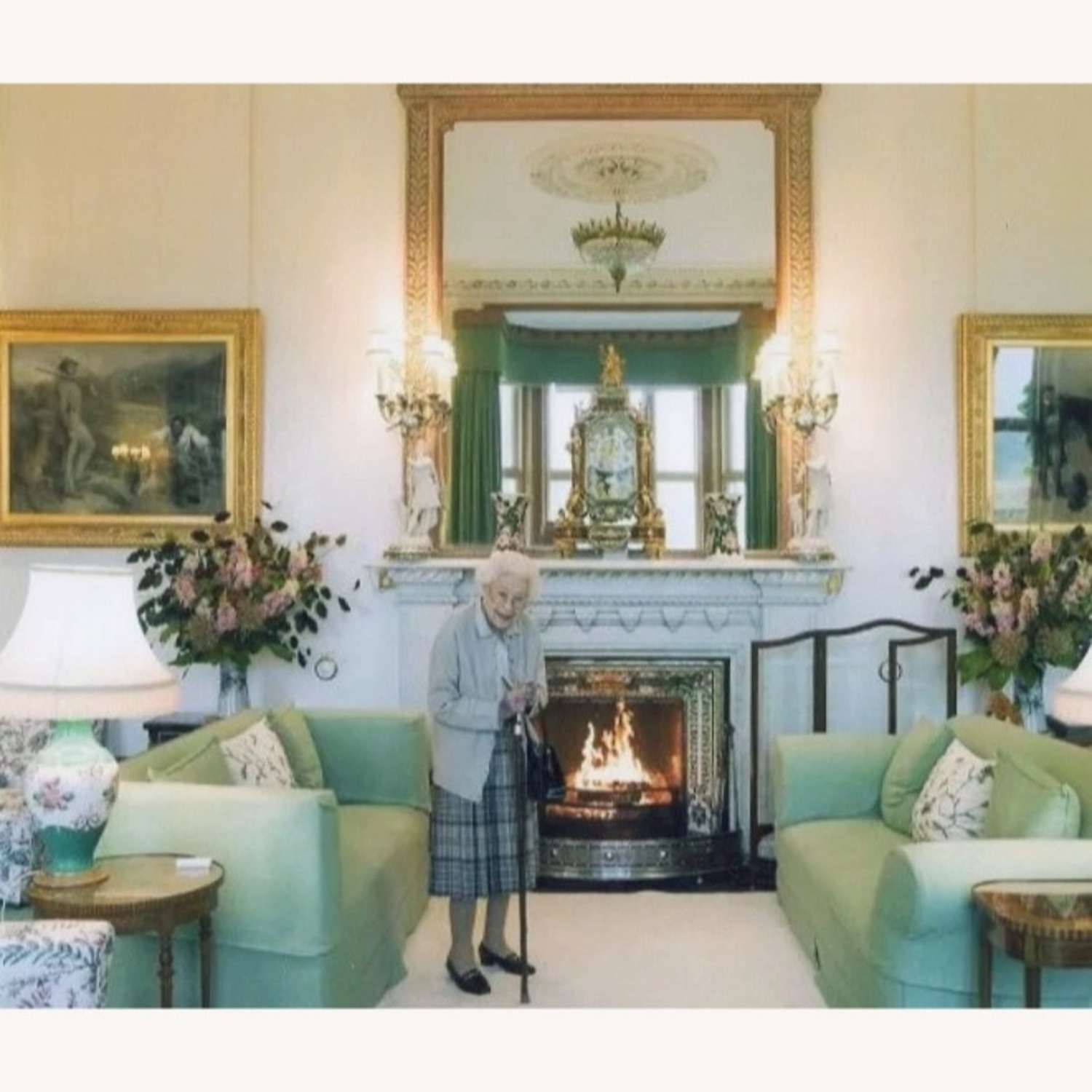 Last Photo Queen Elizabeth - image-1