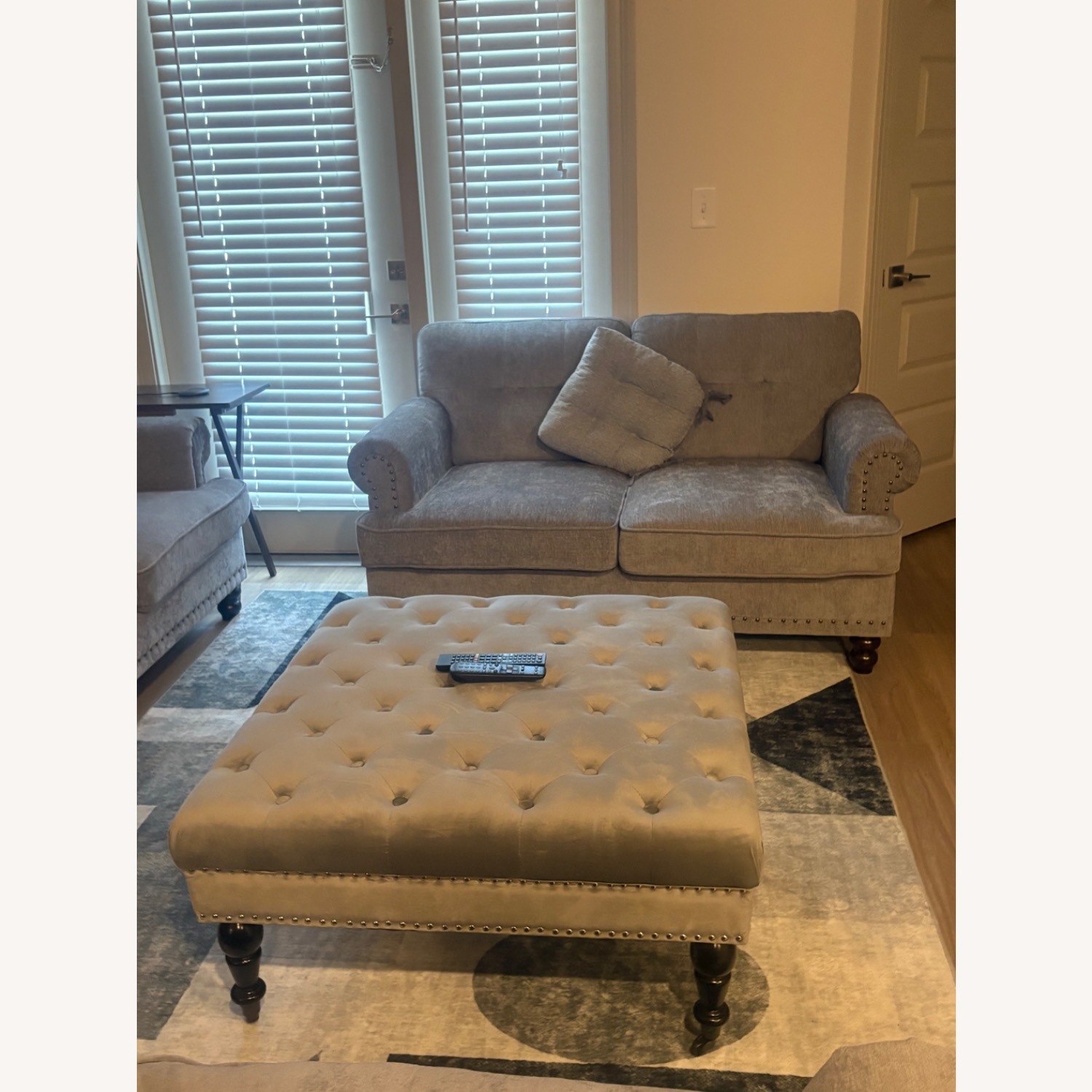 Home Depot Jearey Light Gray Fabric 3+ Seater Sofa - image-2