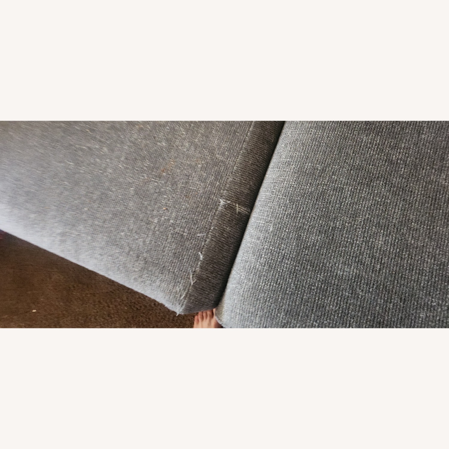 Broyhill Furniture Light Gray 3+ Seater Sofa - image-3