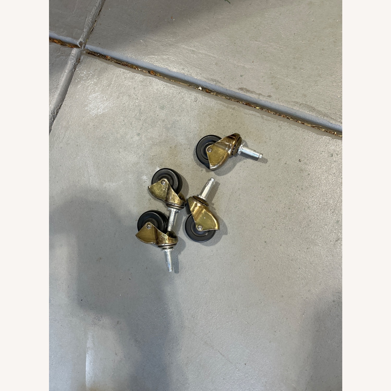 Hickory Chair Company Antique Cherry Buffet Bar Cart - image-5