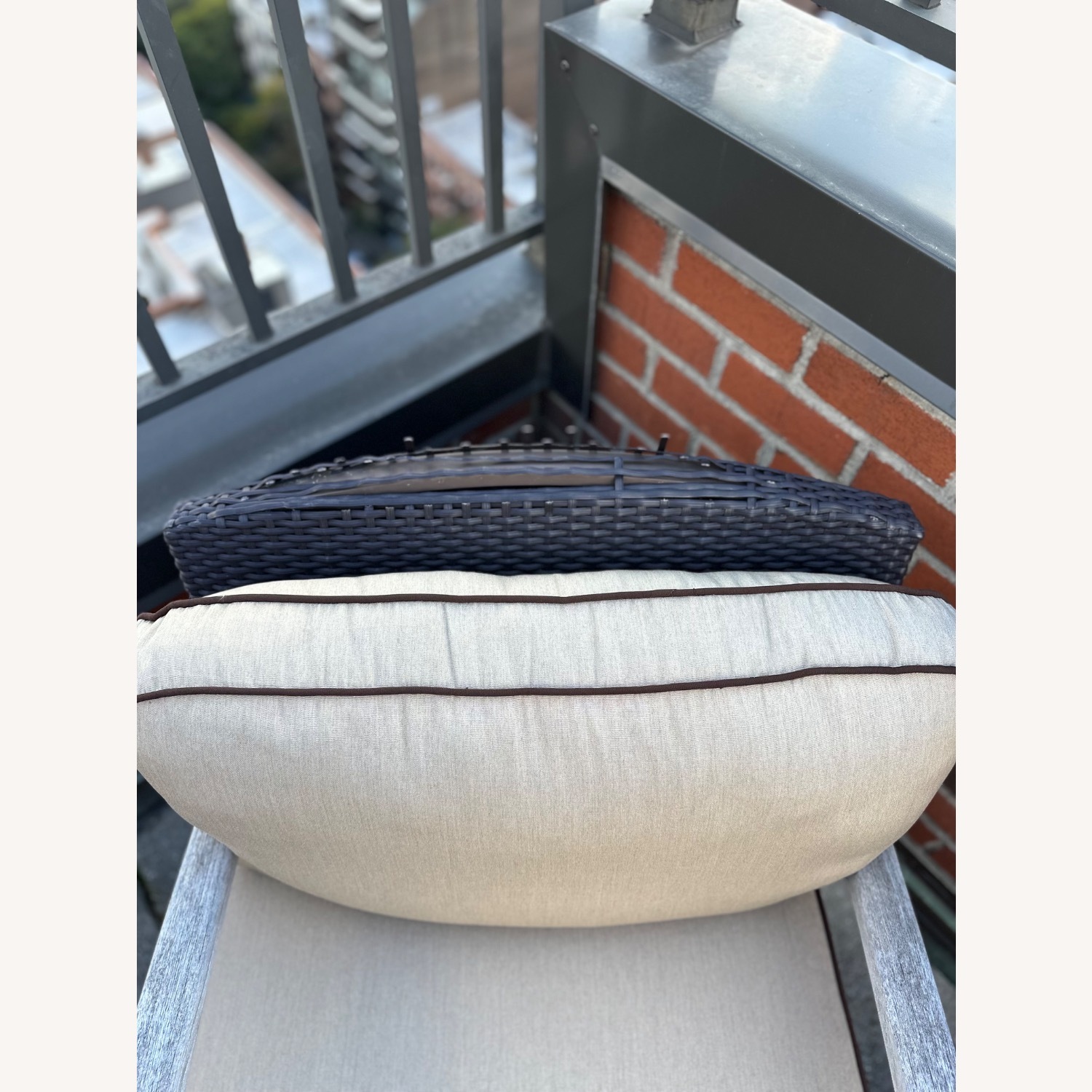 Gloster Wicker Patio Furniture with Cushions - image-2