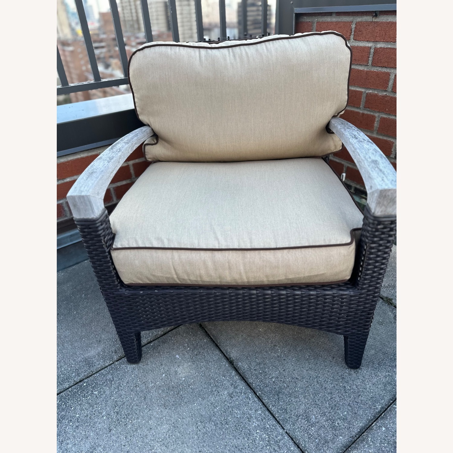 Gloster Wicker Patio Furniture with Cushions - image-9