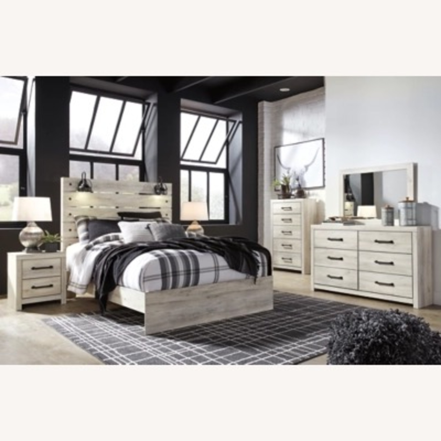 Ashley Furniture Cambeck Queen Bed - image-1