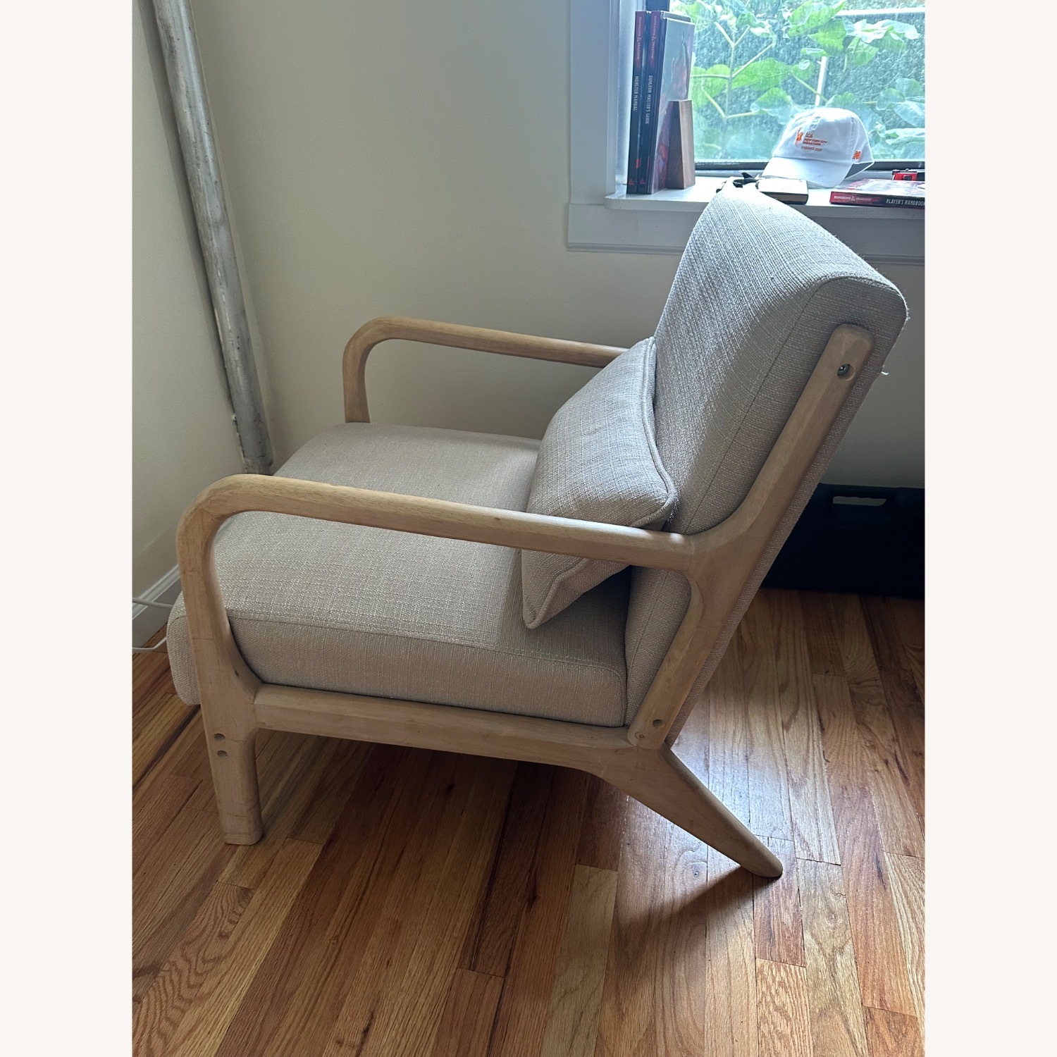 Kinsella Versatile Accent Chair - image-6