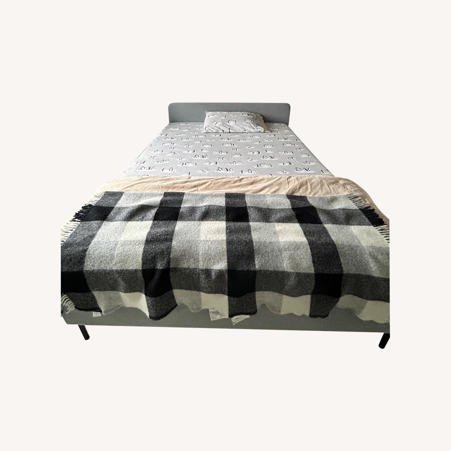 Light Gray Fabric Twin Bed - image-0