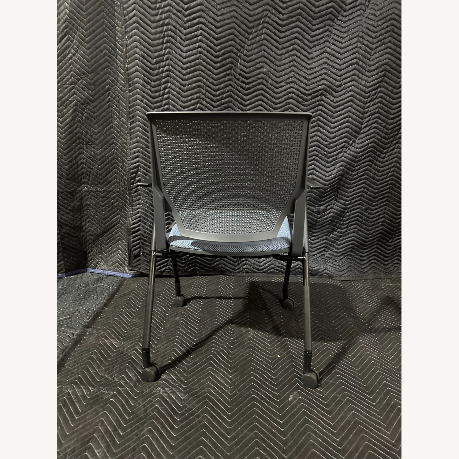 Haworth Very Side And Seminar Black Armchair - image-2