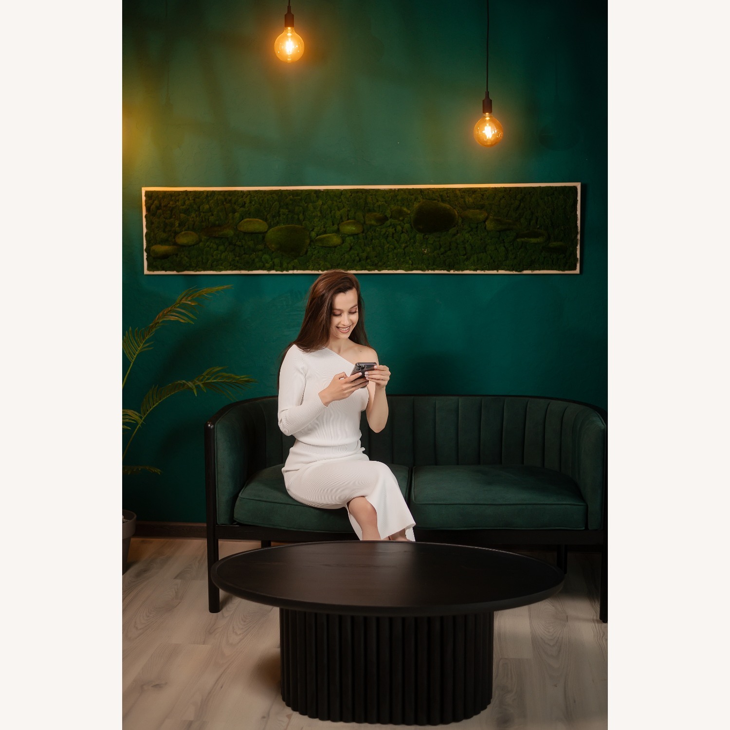 Black Emerald Solid Wood Loveseat - image-12