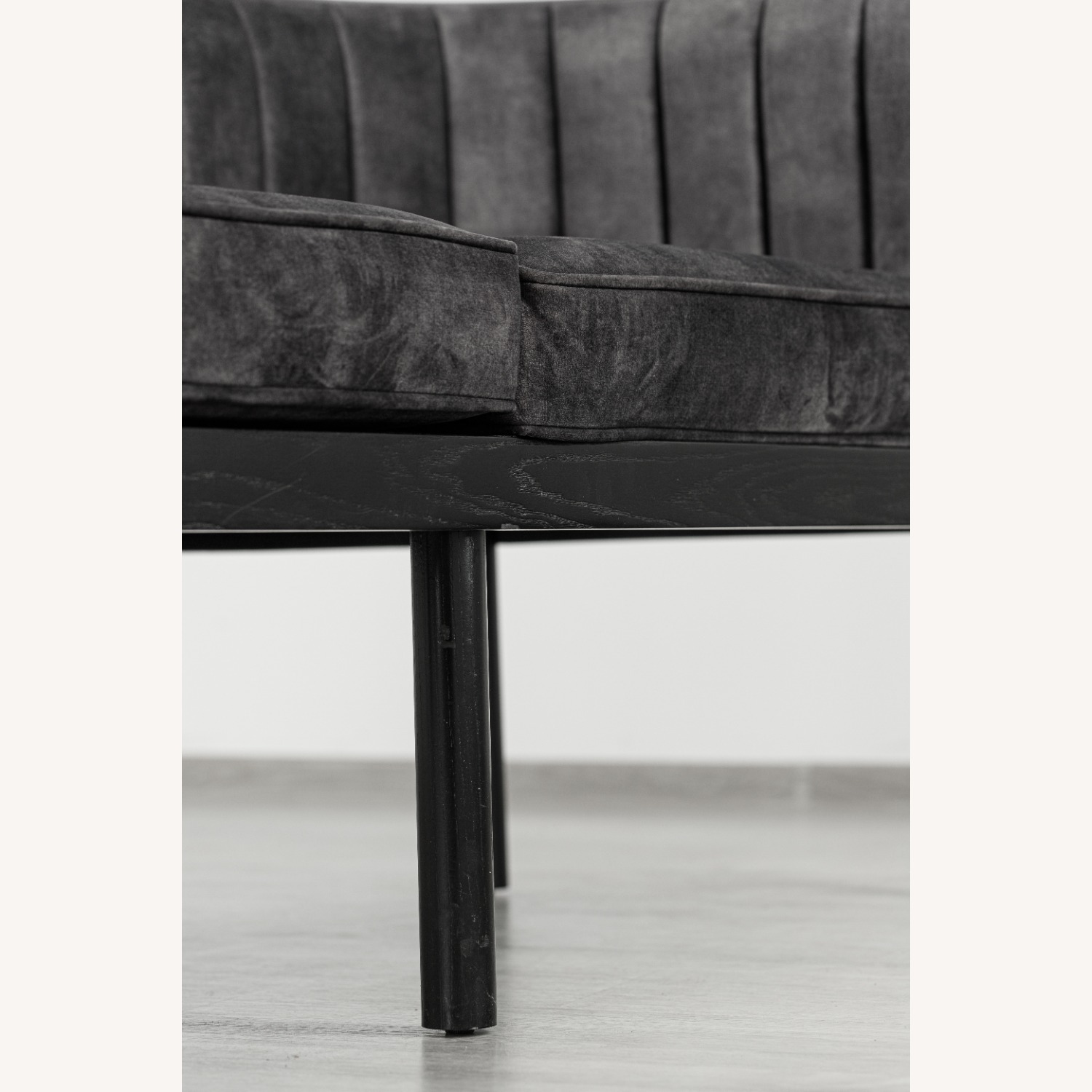 Alton Black Solid Wood Loveseat with Grey Material - image-10