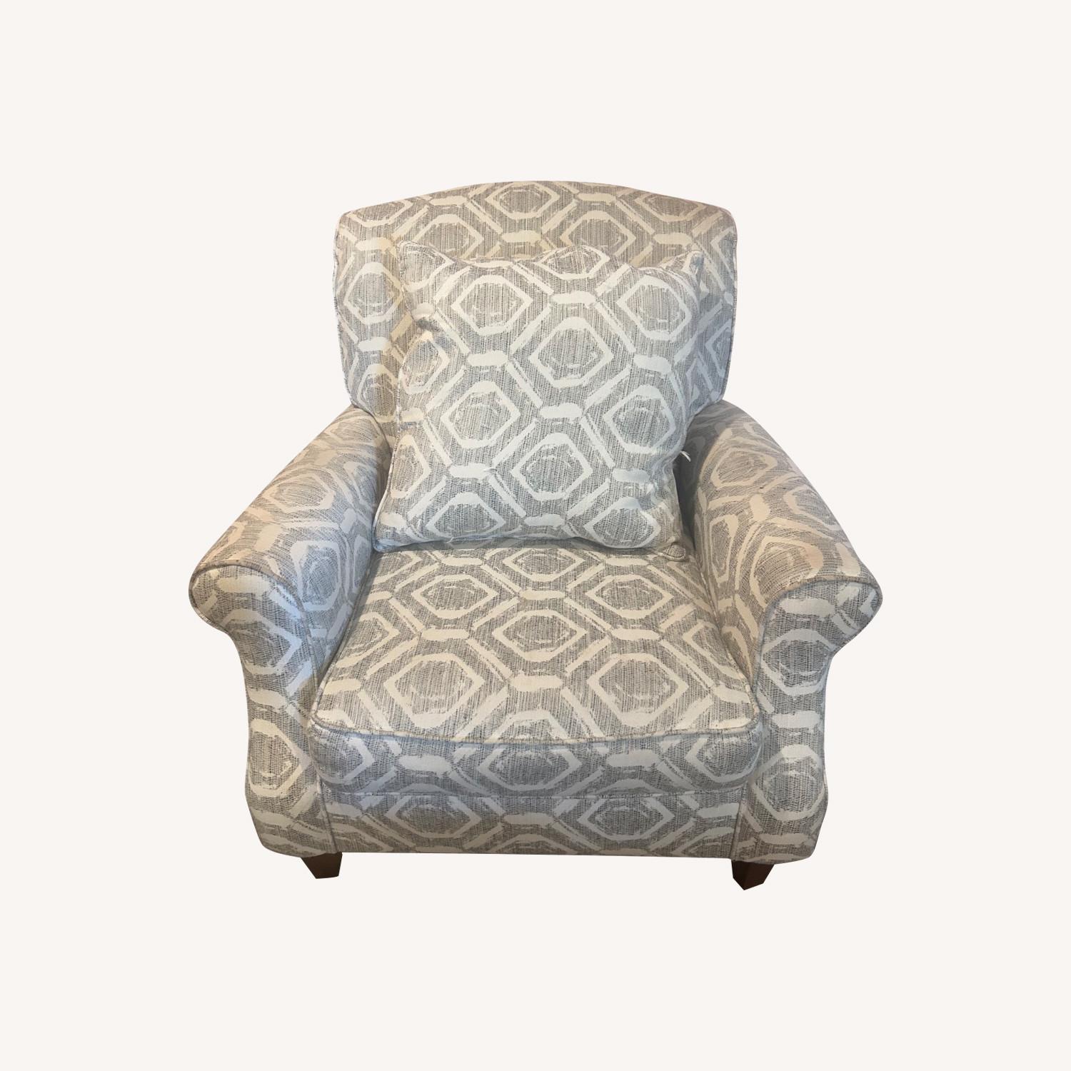 Havertys Accent Chairs - image-0