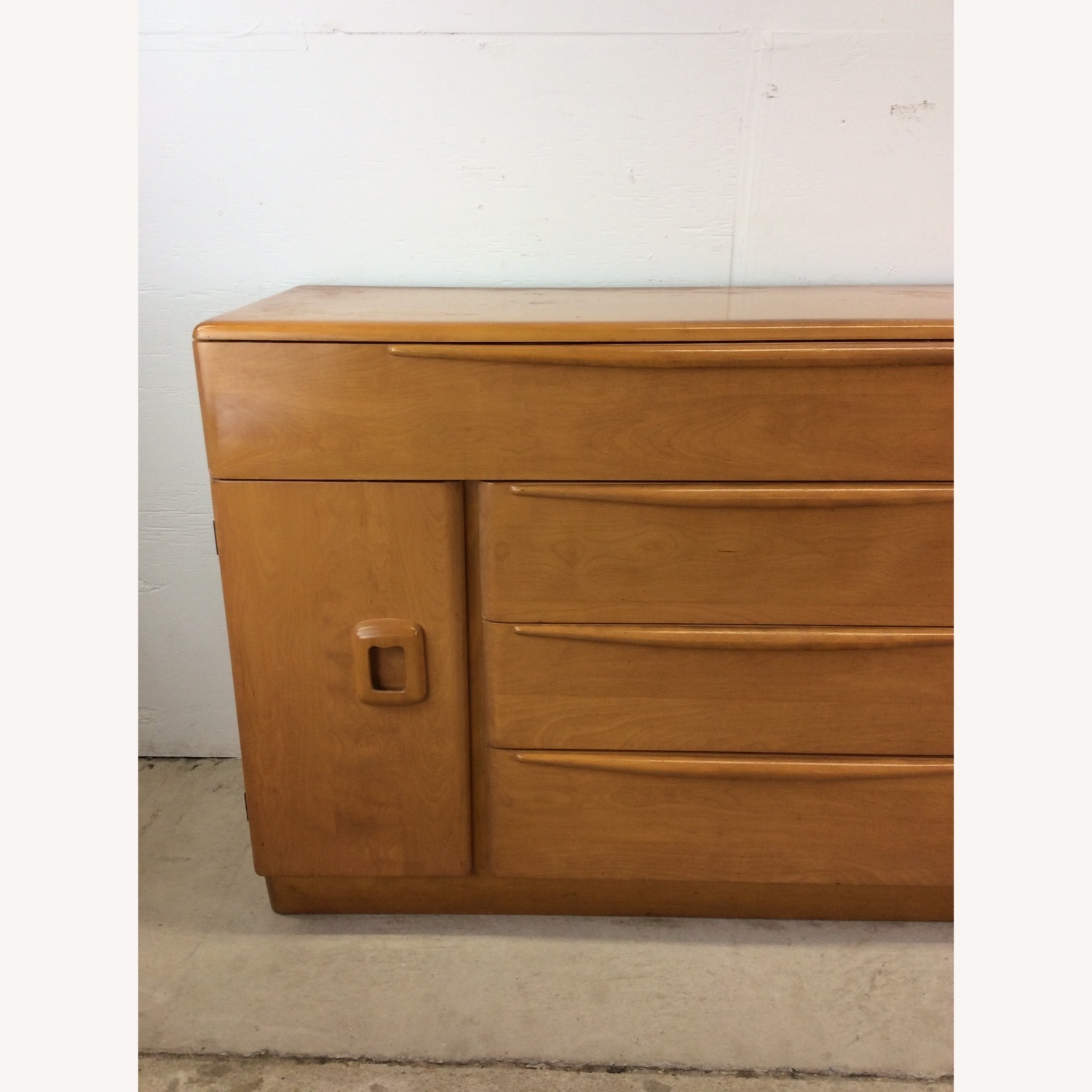 MCM 3 Drawer Credenza by Heywood Wakefield - image-7