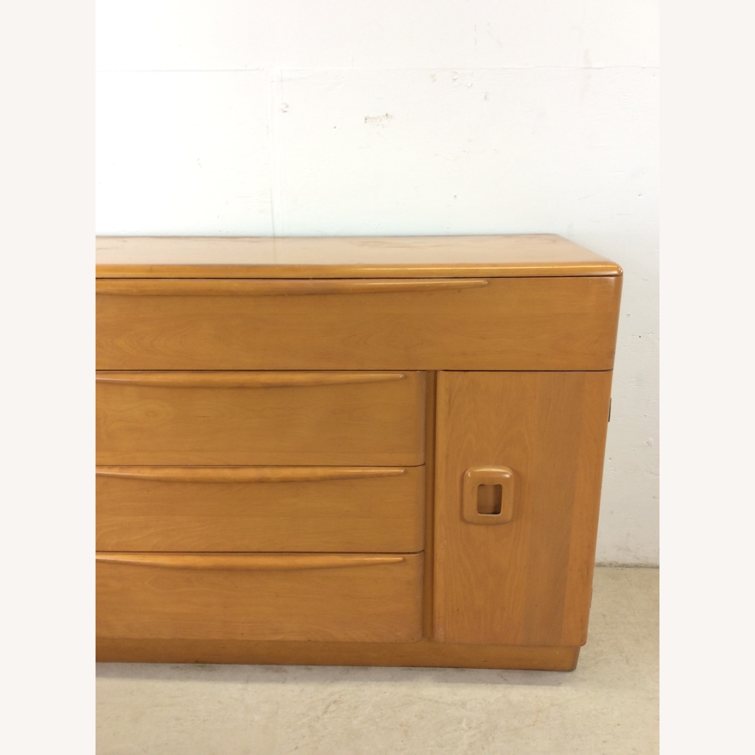 MCM 3 Drawer Credenza by Heywood Wakefield - image-8
