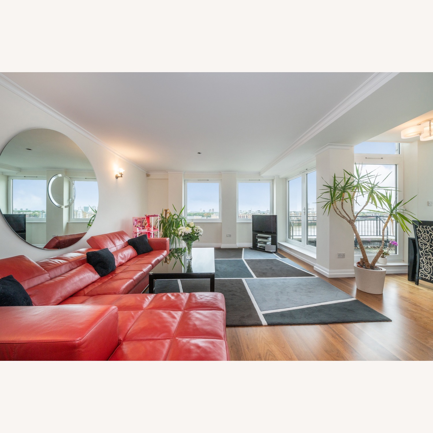 Cierre Italy Red Leather 3+ Seater Sectional - image-3