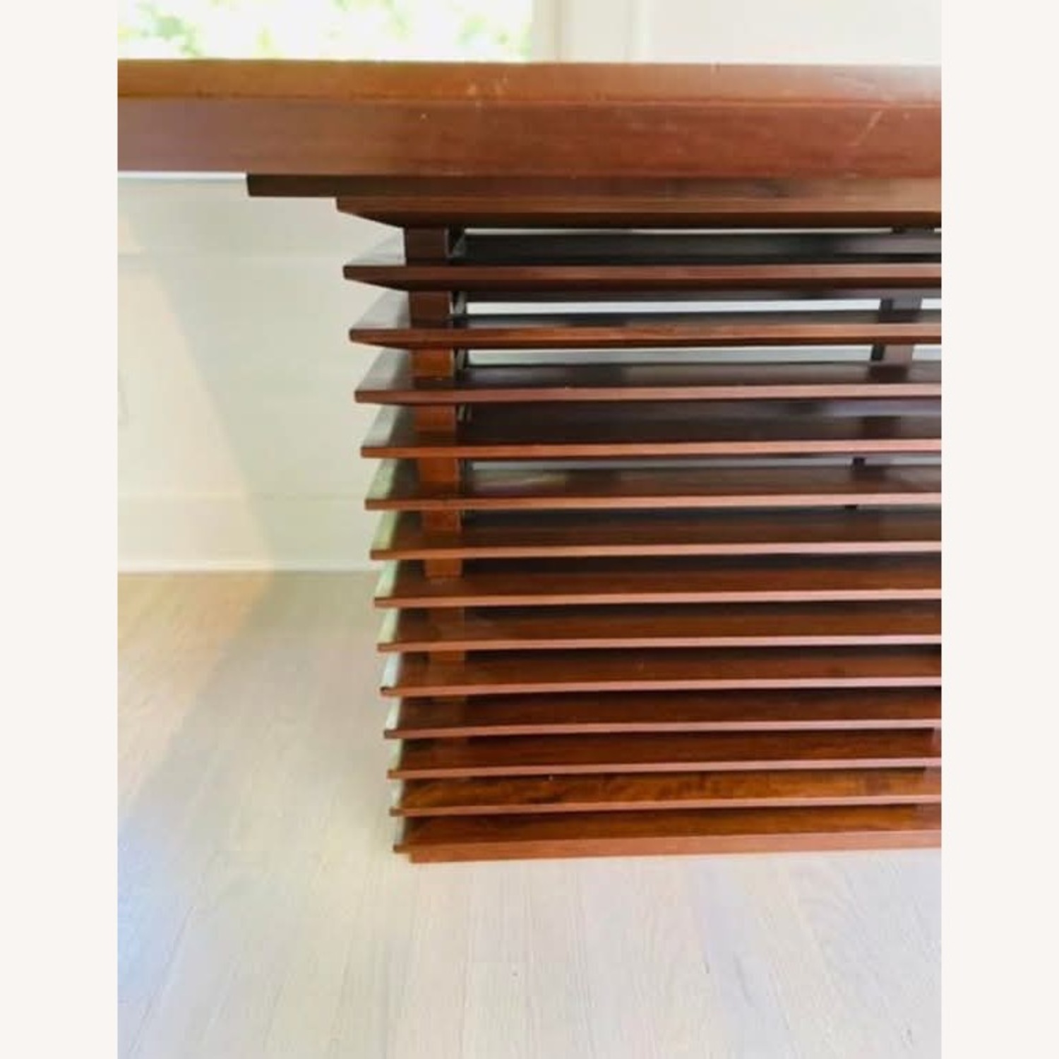 Espasso Fresta Dining Table by Claudia Salles - image-2