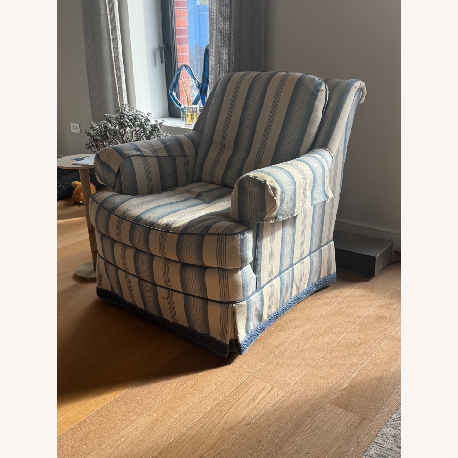 TRS Furniture Inc Blue Armchair - image-2