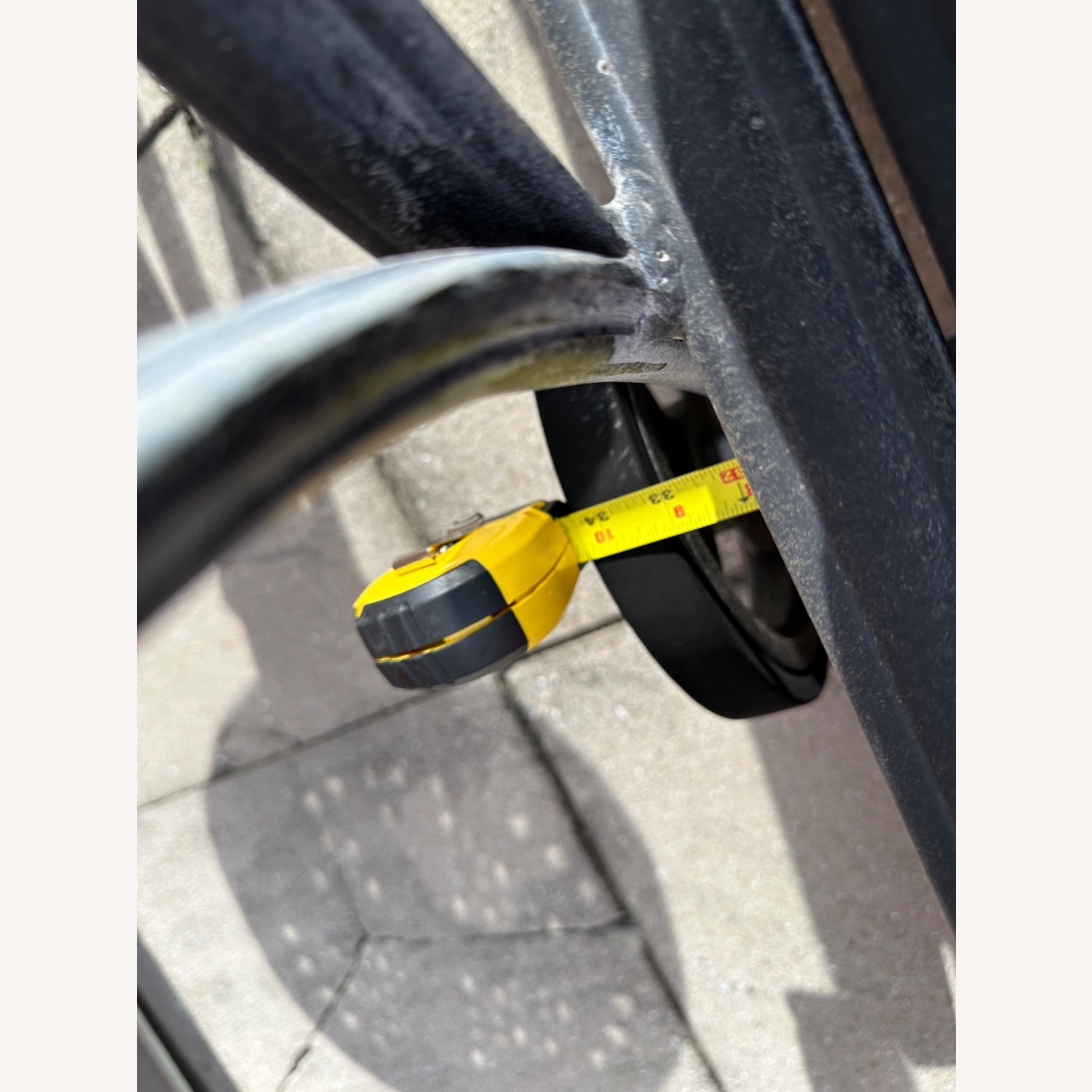 Cast Iron Loungers - image-13