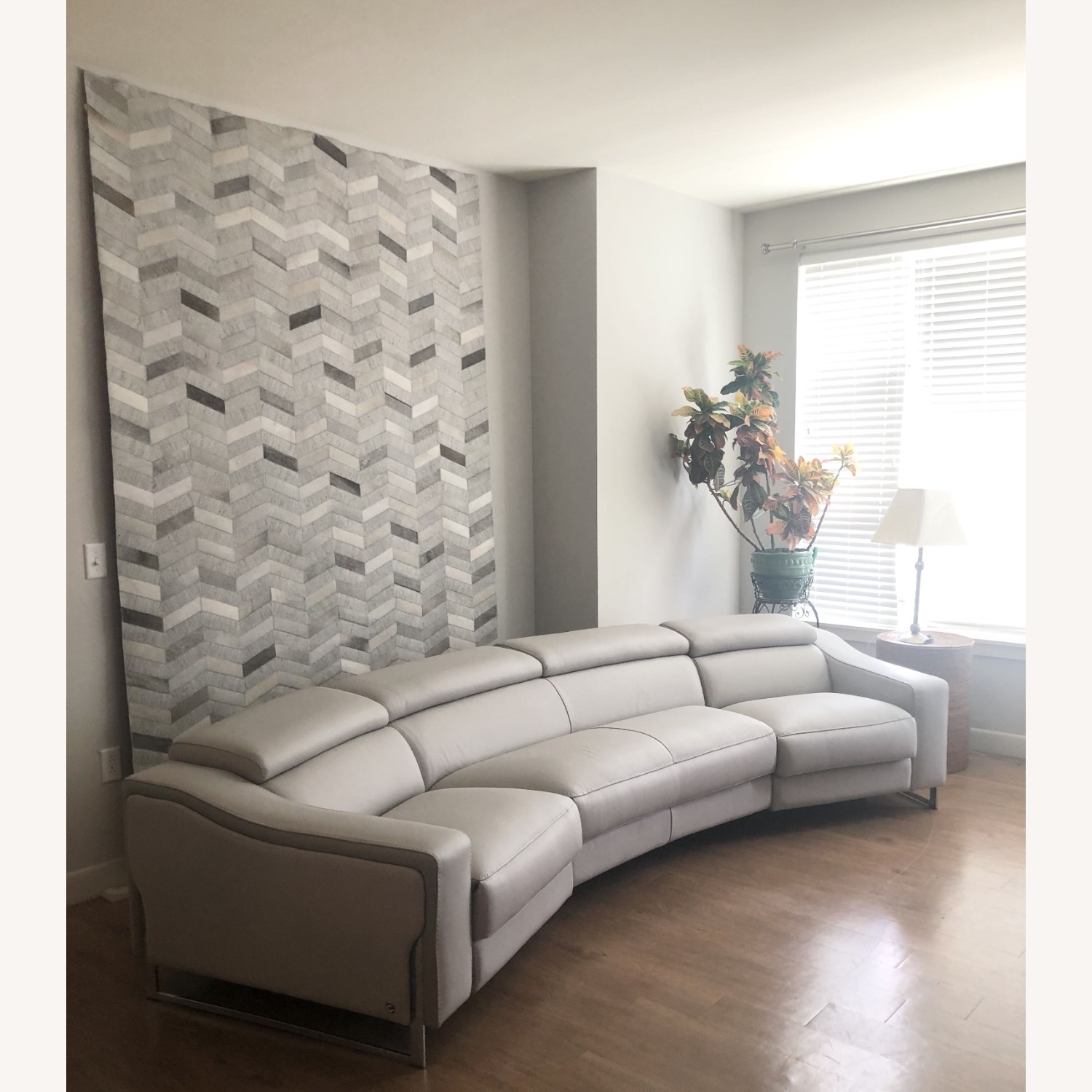 Reclining Italian Leather Sofa 3 Pieces - image-1