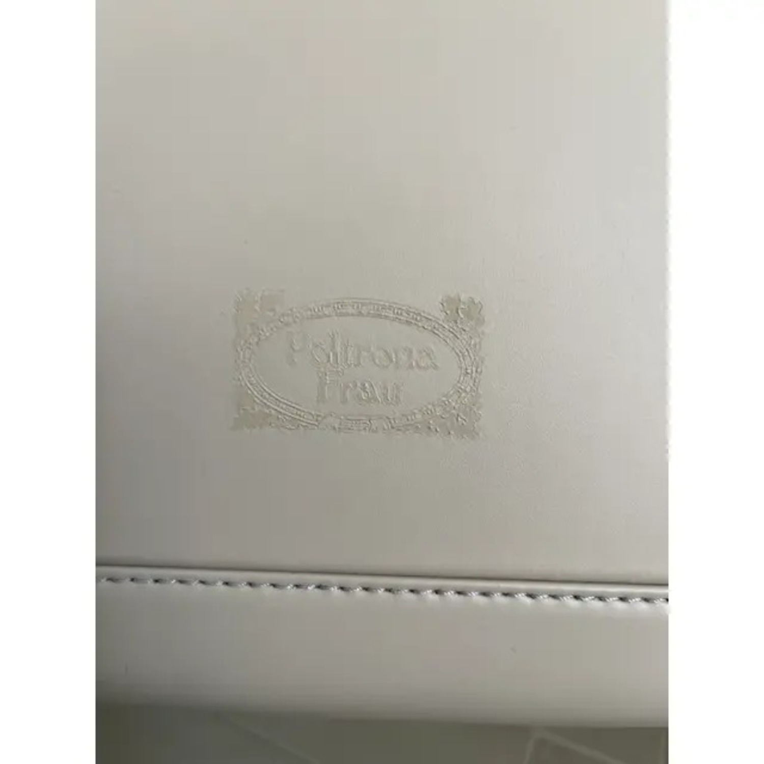 Poltrona Frau Isidoro Drinks Cabinet - image-9