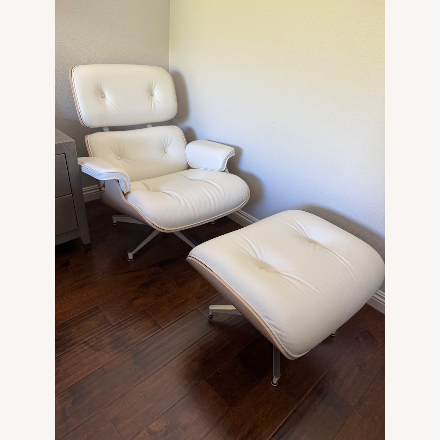 Herman Miller Eames White Leather Ottoman - image-2