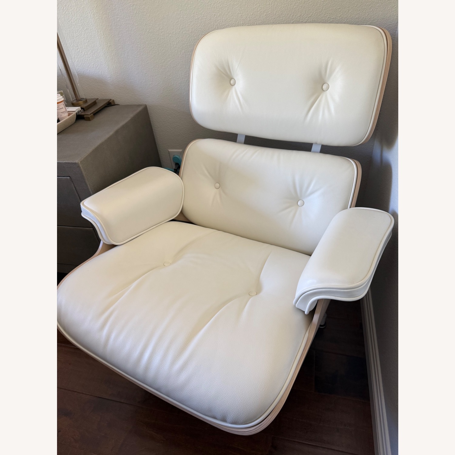 Herman Miller Eames White Leather Ottoman - image-5