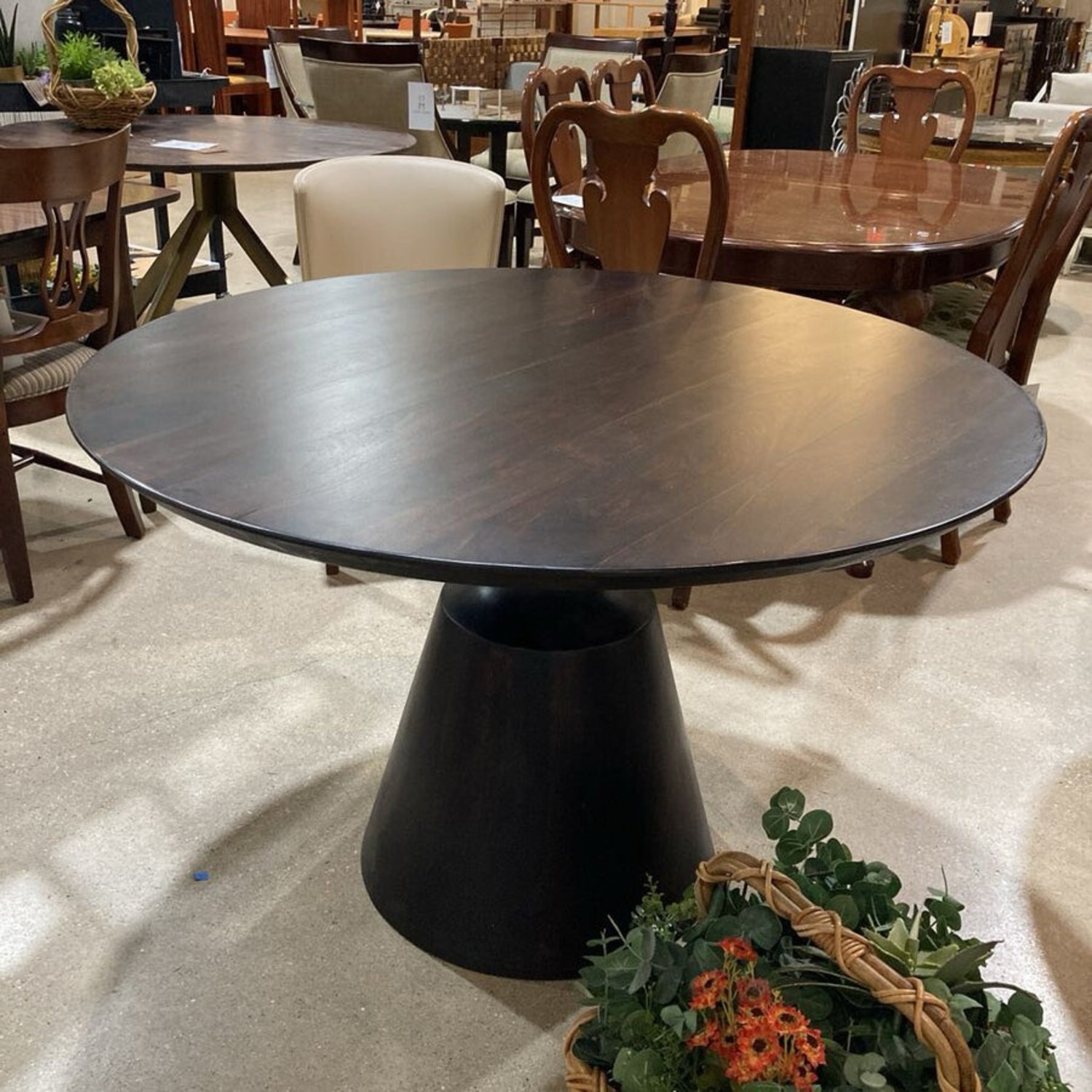 Lulu and Georgia Contemporary Round Dining Table - image-2
