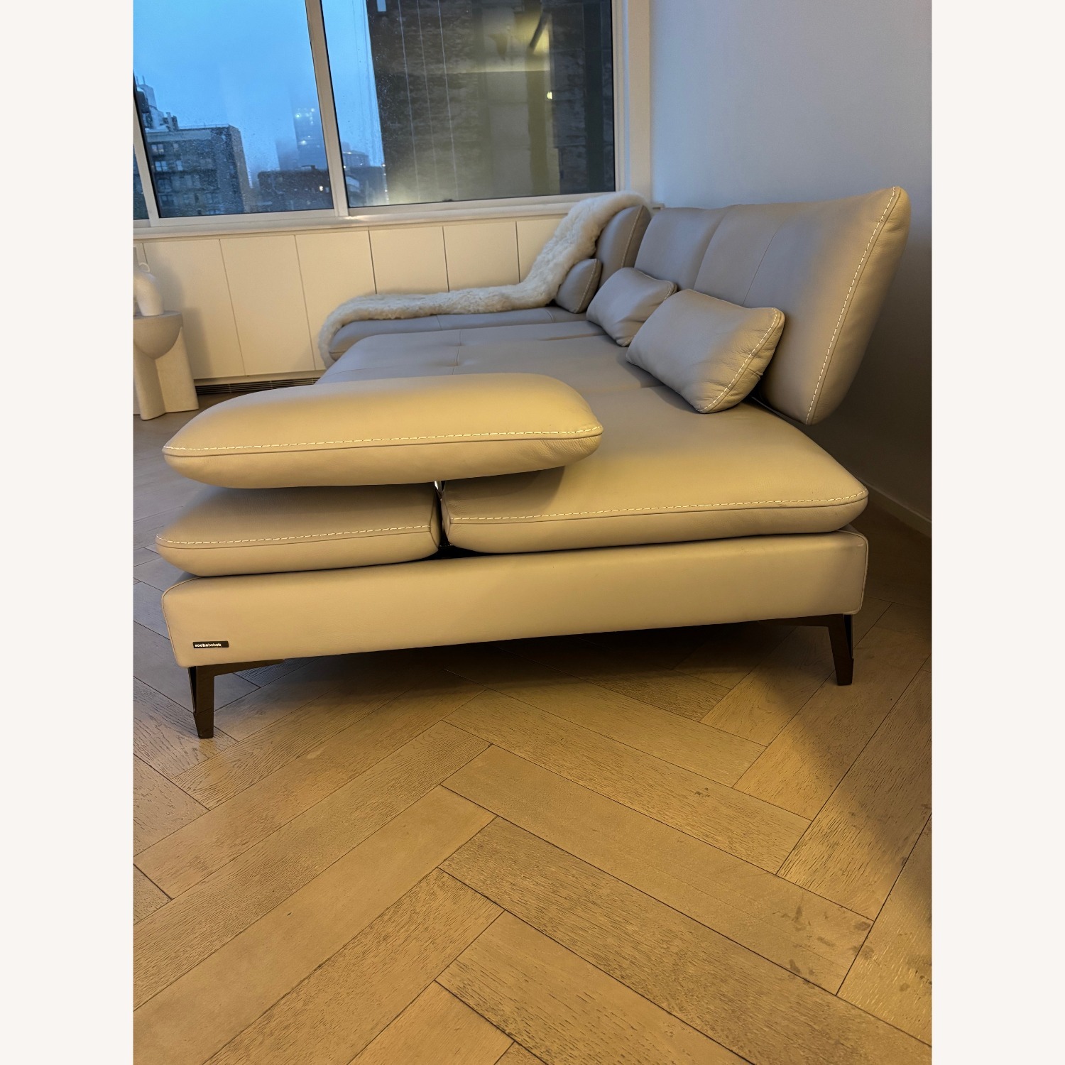 Roche Bobois Scenario 2 Light Gray Leather 2 Piece Sectional - image-5