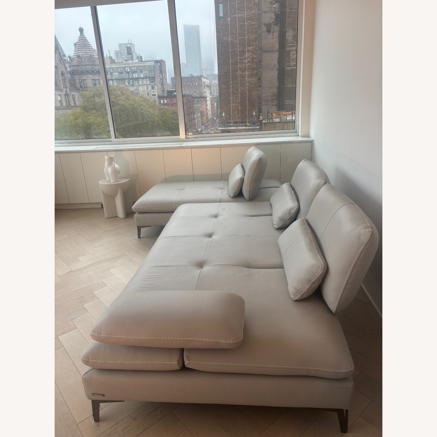Roche Bobois Scenario 2 Light Gray Leather 2 Piece Sectional - image-2