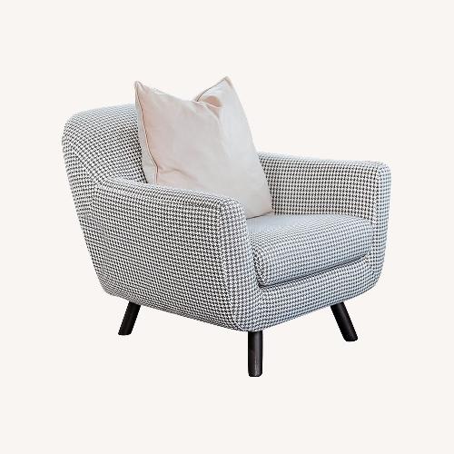 Used Gabriola 34" Lounge Chair B&W Houndstooth Pattern for sale on AptDeco