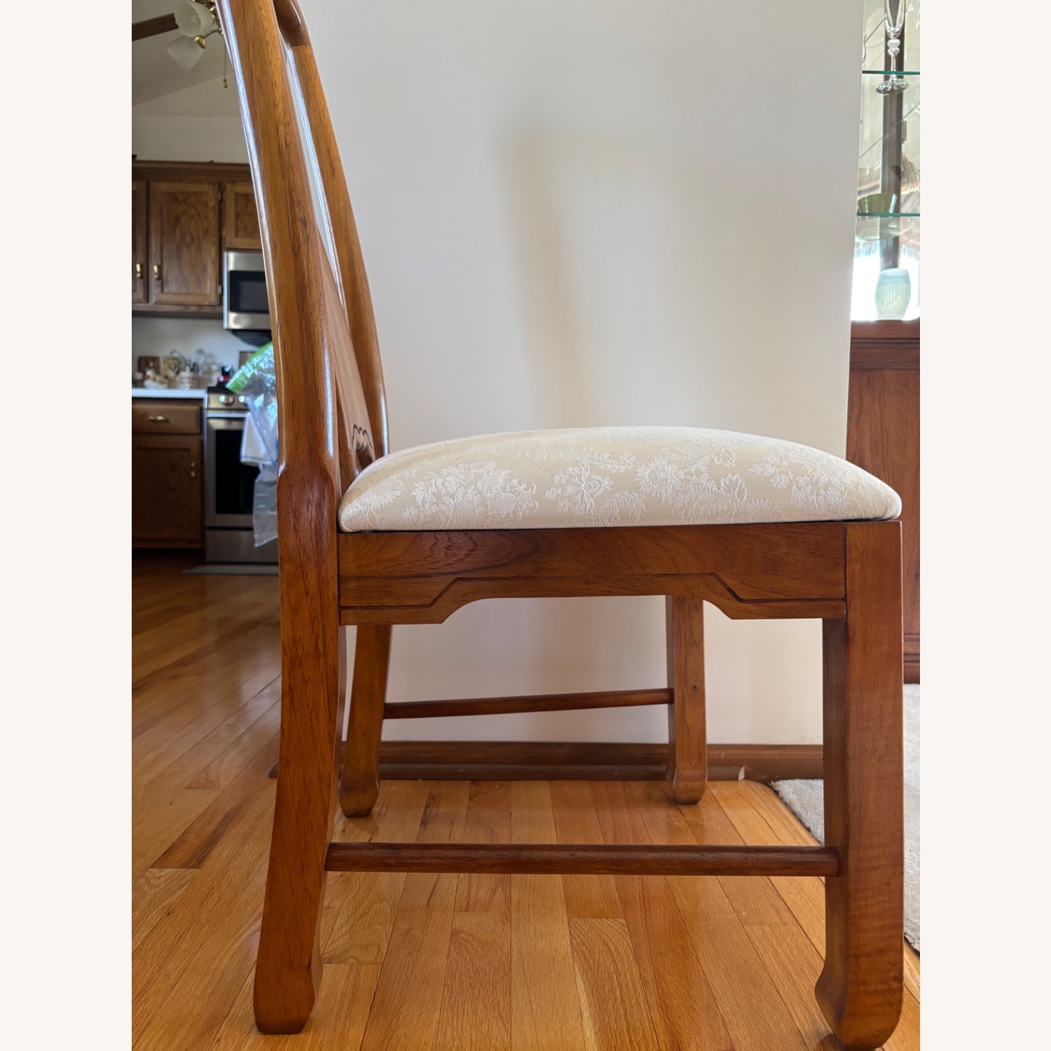 Thomasville Furniture Industries Dining Chairs - image-1